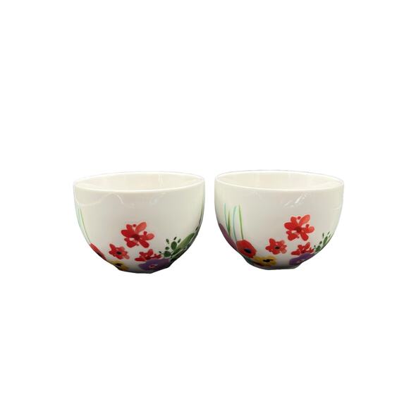 Beautiful Springtime Flower Raised Design Coffee Mugs Set of 2 - Picture 2 of 6